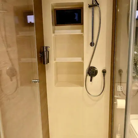 Luxury Catamaran In Marina * Valencia